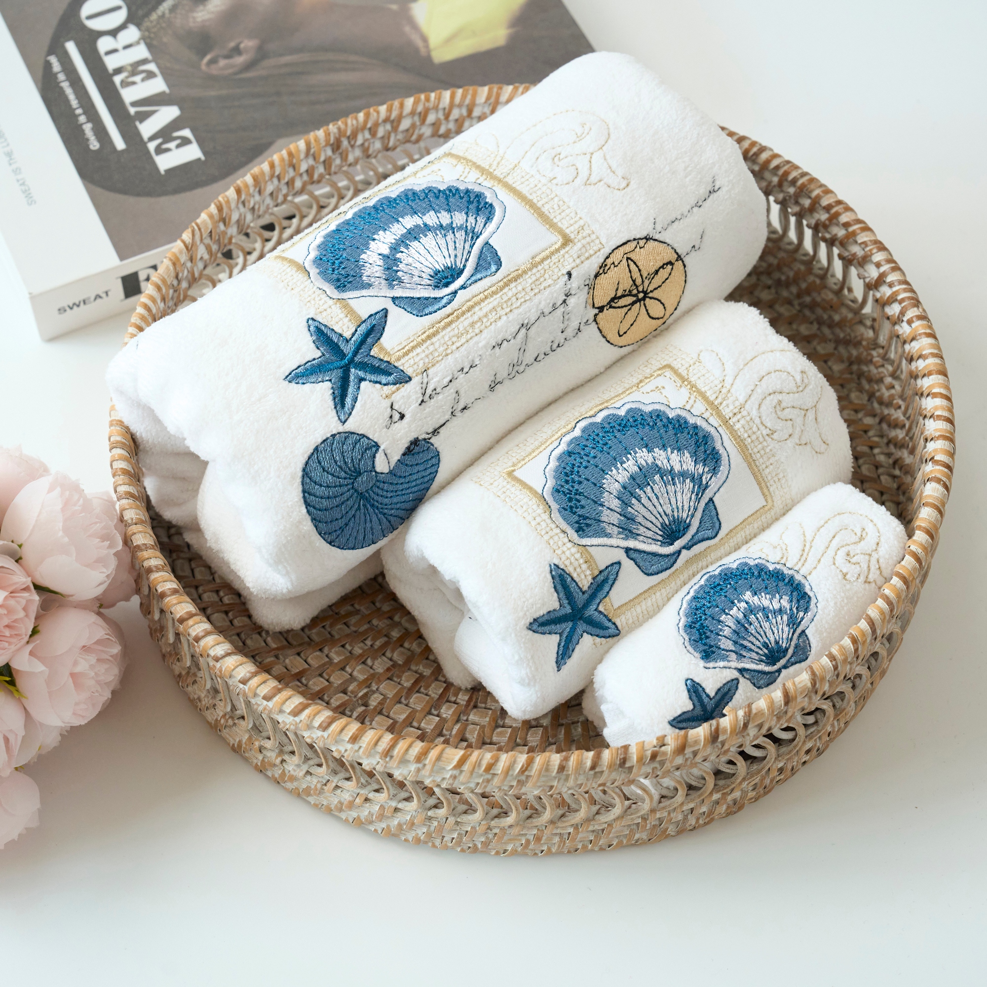 Marina Decoration Decor Soft 100 Cotton Bathroom Modern 3 Piece Embroidered Towel Set Seashell and Starfish with White Base On Sale Bed Bath Beyond 39256736